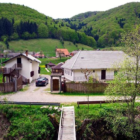 Gospodaria Lui Nea Ion Vama Buzăului Exterior photo